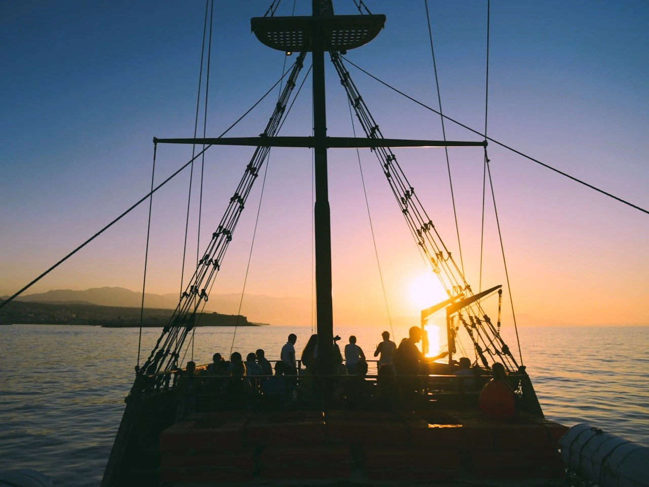 From Hersonissos: Sunset cruise at St. George Bay